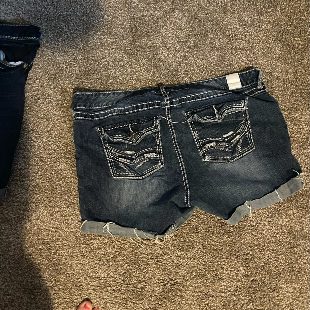 Amethyst jean shorts